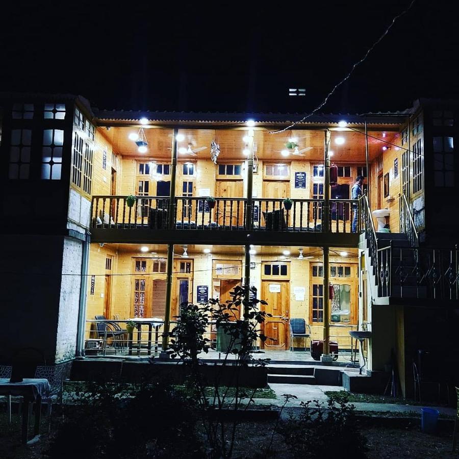 Kasol Wooden Cottage Ngoại thất bức ảnh