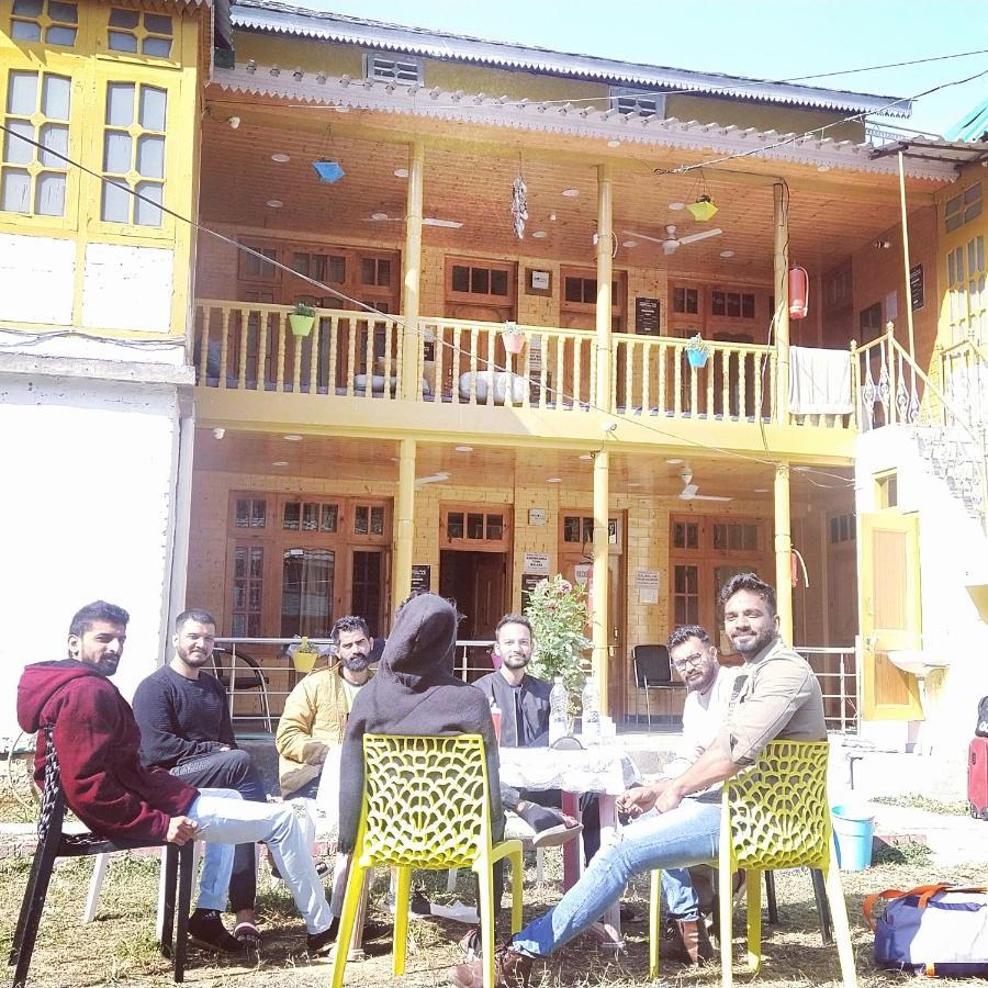 Kasol Wooden Cottage Ngoại thất bức ảnh