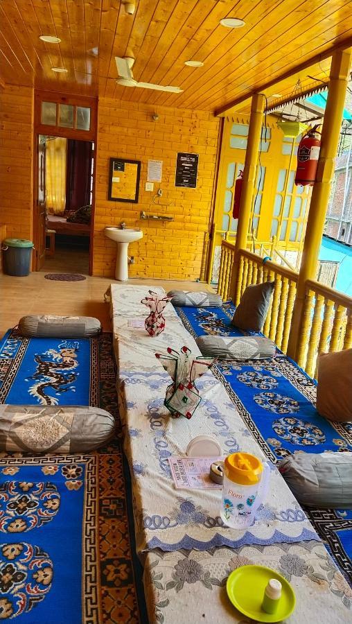 Kasol Wooden Cottage Ngoại thất bức ảnh