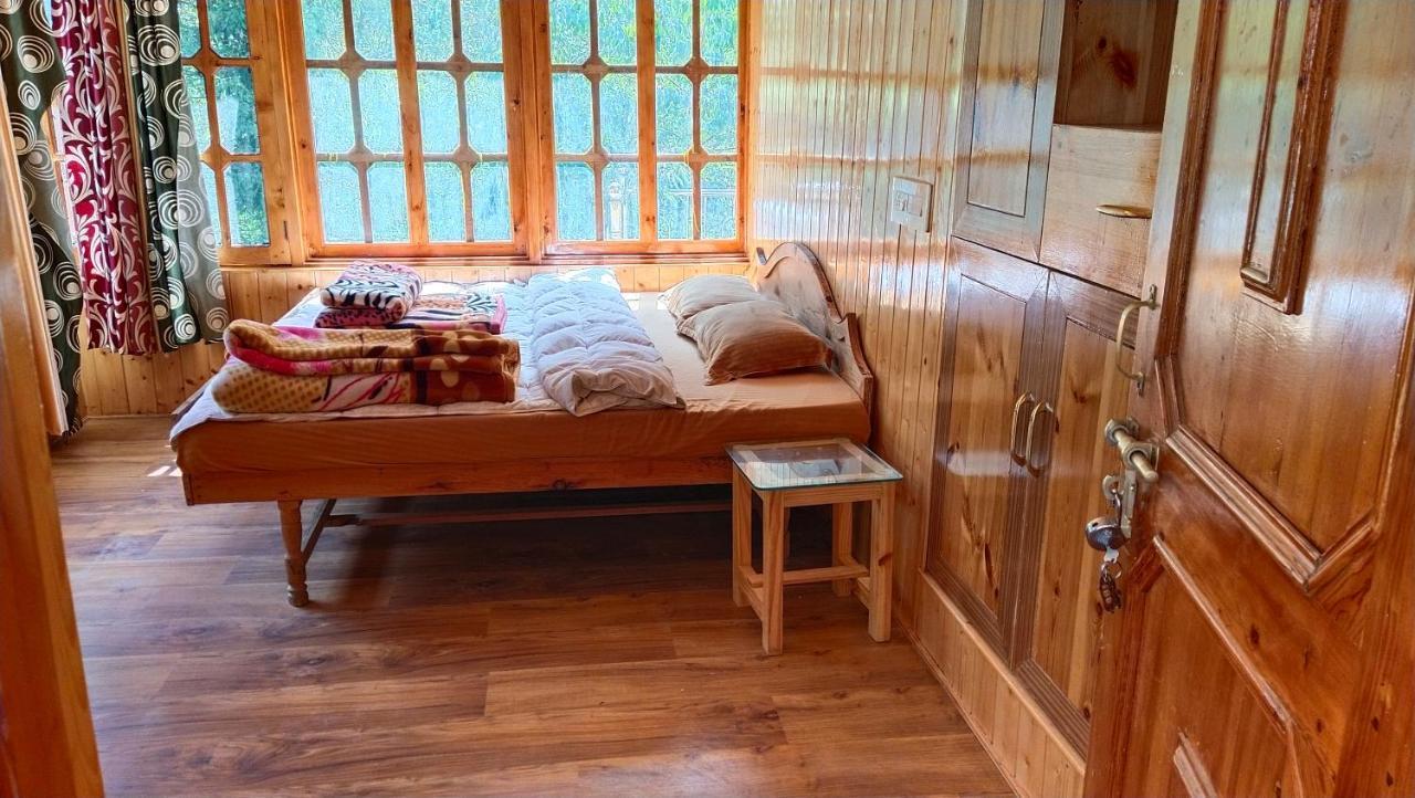 Kasol Wooden Cottage Ngoại thất bức ảnh