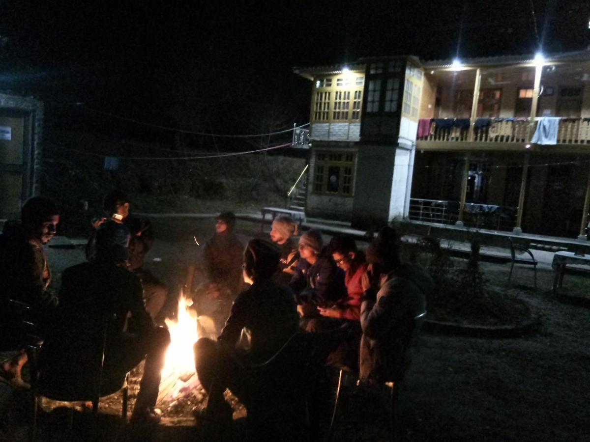 Kasol Wooden Cottage Ngoại thất bức ảnh