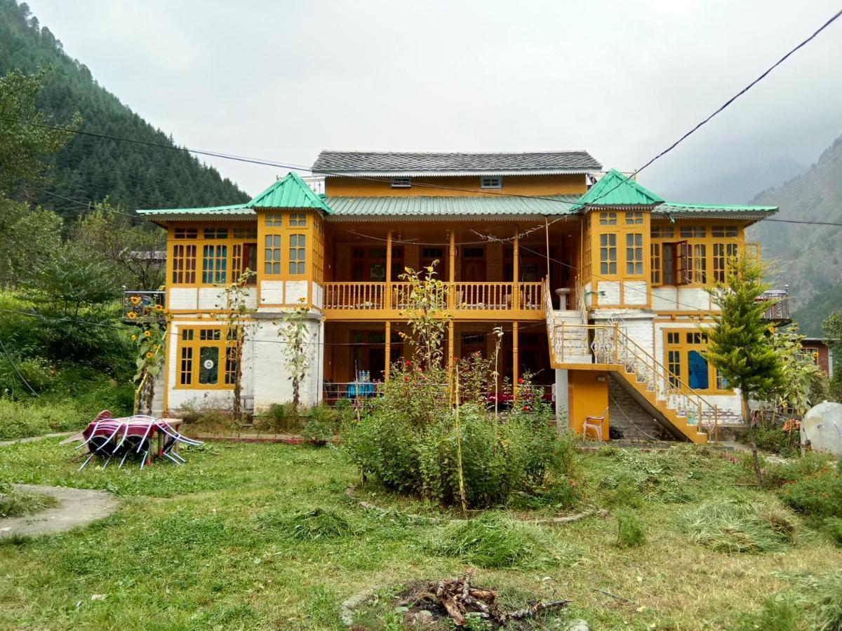 Kasol Wooden Cottage Ngoại thất bức ảnh